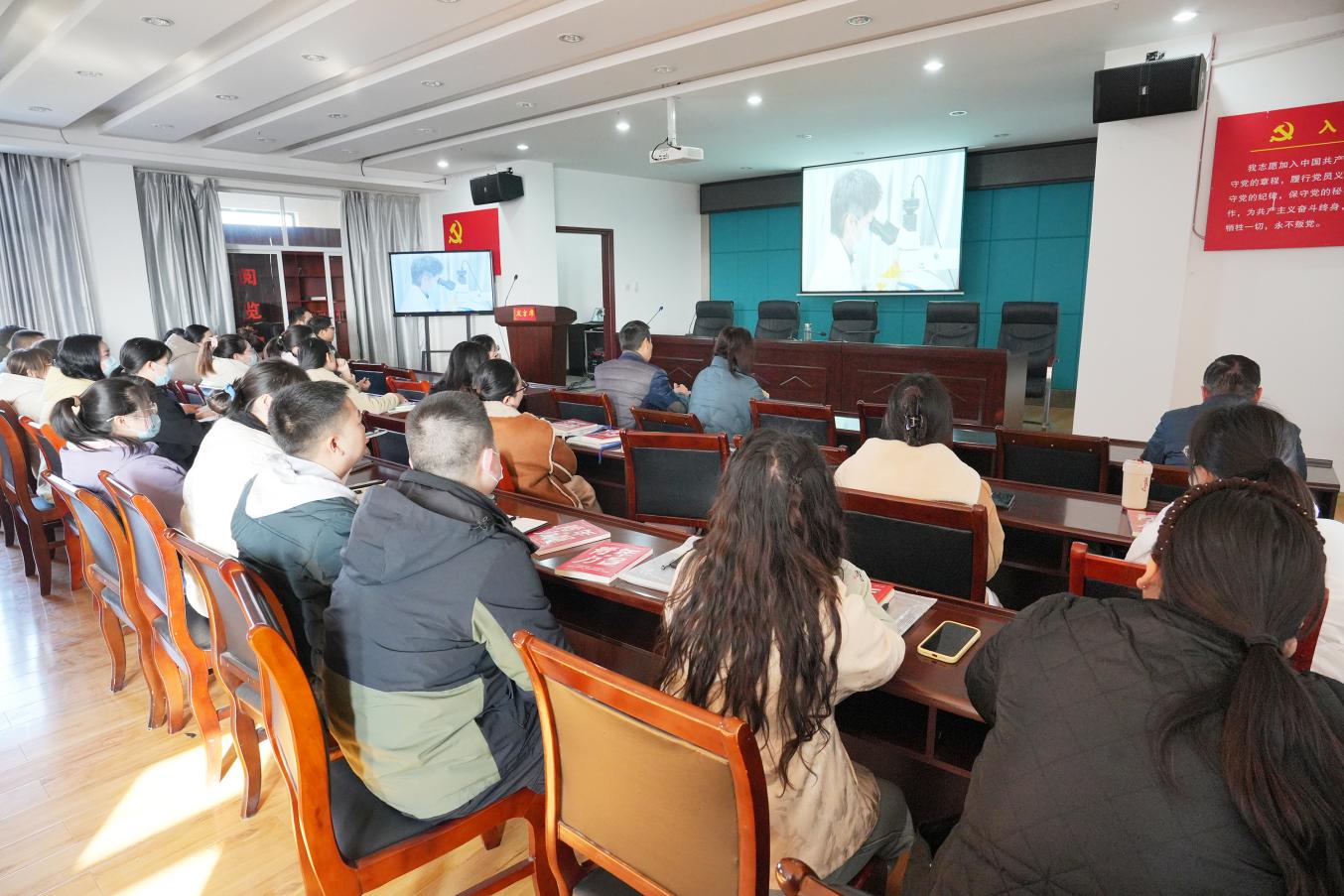 激扬青春力量 勇担时代使命